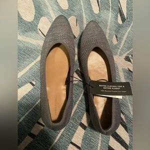 Banana Republic Gray Women's Flats